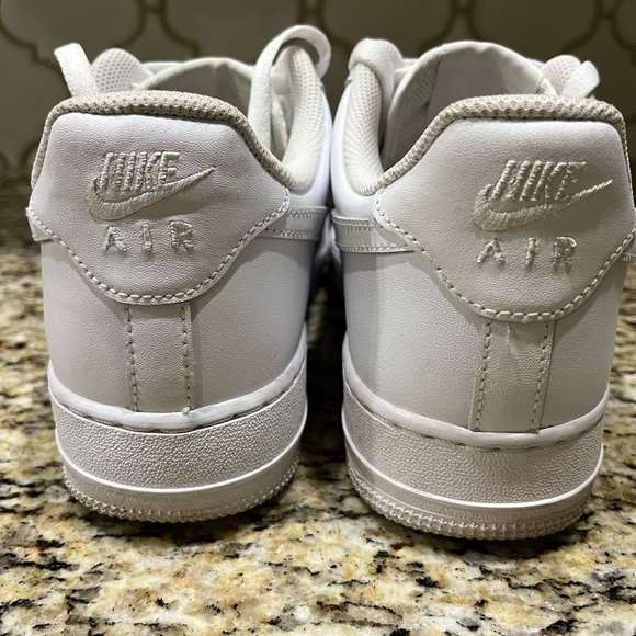 Nike Air Force 1 - Picture 5 of 5